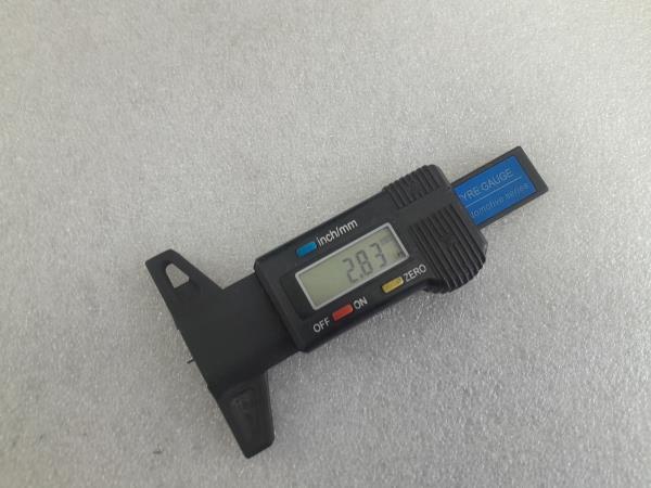 Jante frente direita VOLVO V50 (MW) Imagem-4