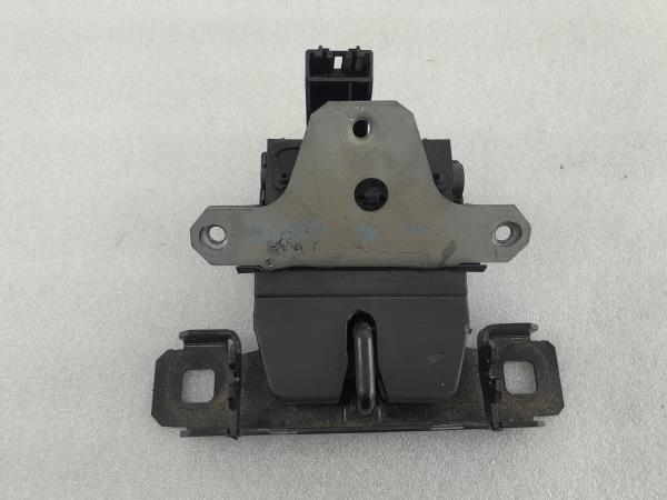 Fechadura / fecho da mala FORD Focus III Carrinha Imagem-1