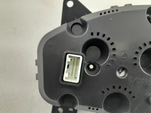 Quadrante / painel de instrumentos CHEVROLET Aveo Hatchback (T250, T255) Imagem-2 Quadrante / painel de instrumentos CHEVROLET Aveo Hatchback (T250, T255) Imagem-2