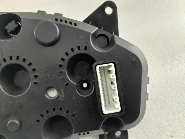 Quadrante / painel de instrumentos CHEVROLET Aveo Hatchback (T250, T255) Imagem-3 Quadrante / painel de instrumentos CHEVROLET Aveo Hatchback (T250, T255) Imagem-3