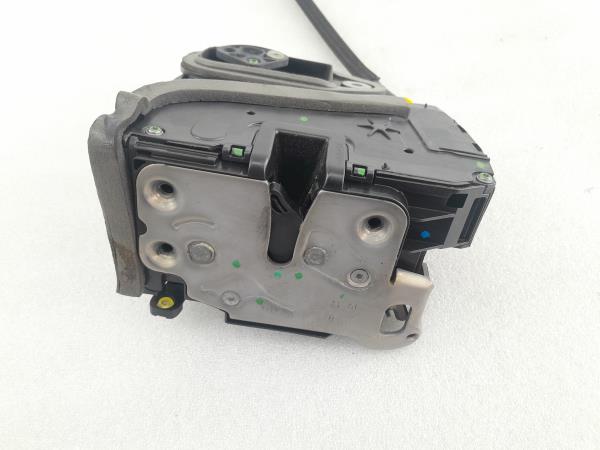 Fechadura / fecho porta frente esquerdo OPEL Astra K Imagem-2