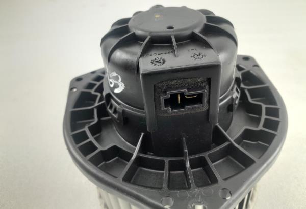 Motor da chauffage / sofagem CHEVROLET Aveo Hatchback (T250, T255) Imagem-2 Motor da chauffage / sofagem CHEVROLET Aveo Hatchback (T250, T255) Imagem-2