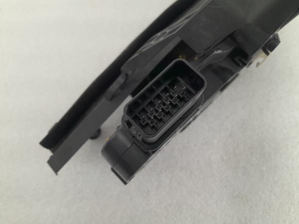 Fechadura / fecho porta frente direito VOLVO V50 (MW) Imagem-4