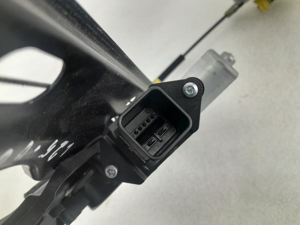 Elevador vidros frente direito OPEL Astra K Imagem-4