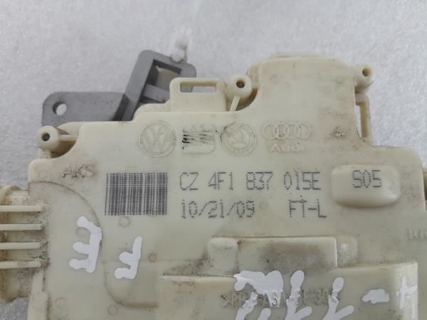 Fechadura / fecho porta frente esquerdo AUDI A3 Sportback (8PA) Imagem-1