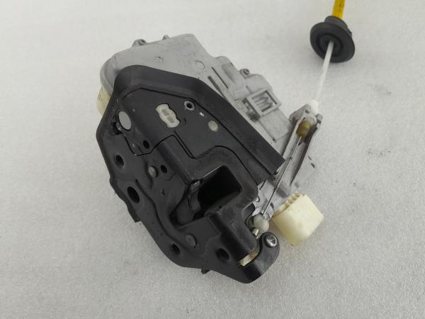 Fechadura / fecho porta frente esquerdo AUDI A3 Sportback (8PA) Imagem-3