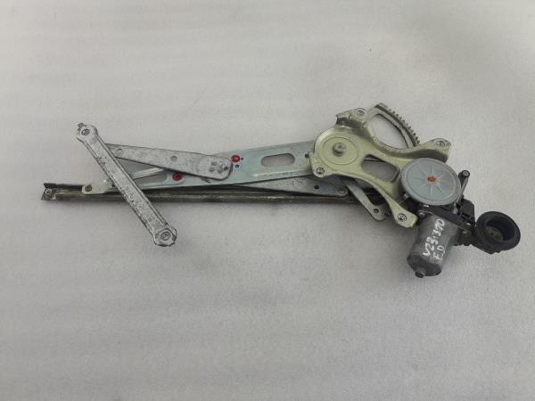 Elevador vidros frente direito TOYOTA Urban Cruiser (_P1_)