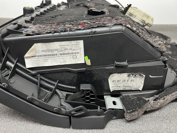 Boîte à gants AUDI A6 Avant (4F5, C6) Imagem-1