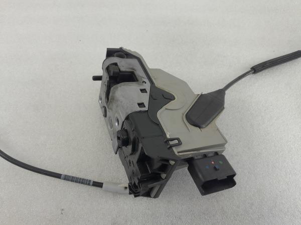 Fechadura / fecho porta trás esquerdo PEUGEOT 2008 I (CU_) Imagem-3