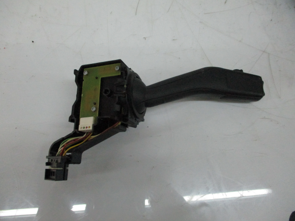 Conjunto / manetes de luzes e limpa vidros VOLKSWAGEN Touran (1T) Imagem-1