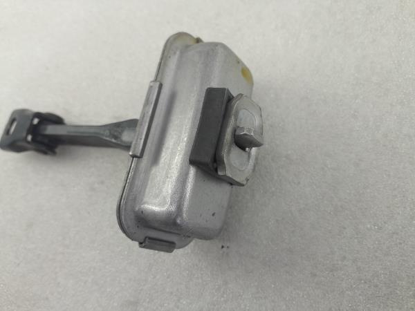 Esticador / limitador porta frente direito PEUGEOT 2008 I (CU_) Imagem-2