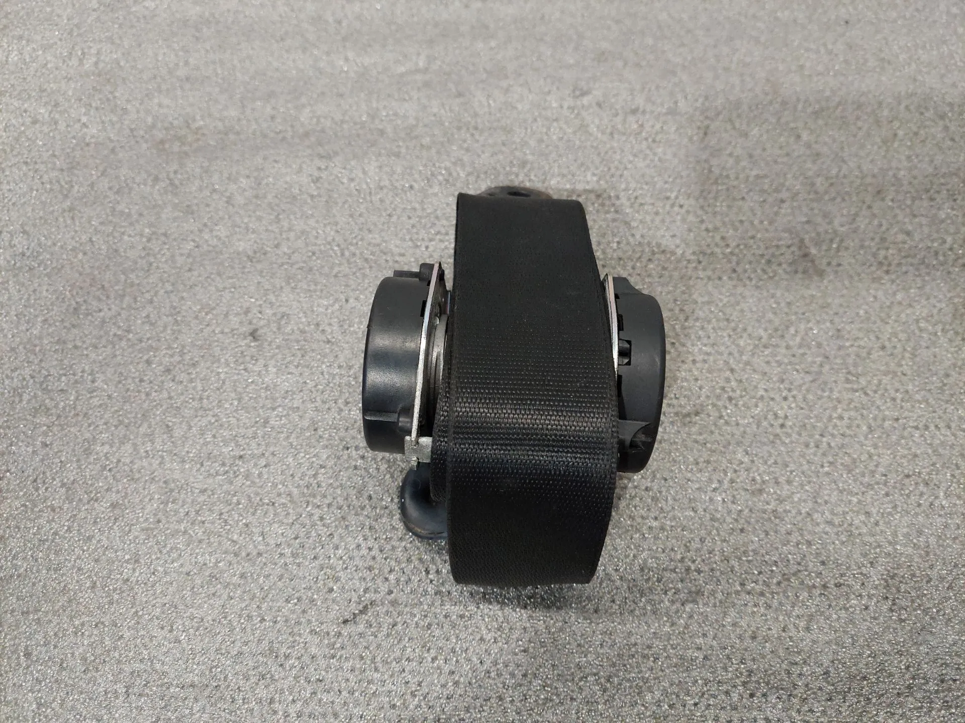 Right rear seatbelt MITSUBISHI Colt VI (Z3_A, Z2_A) Imagem-3