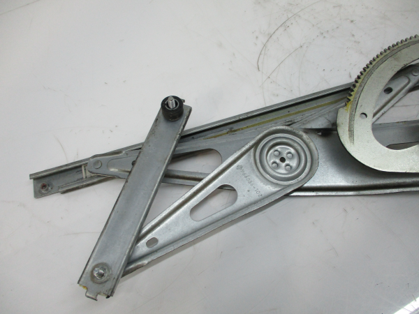 Elevador vidros frente direito RENAULT Megane III (BZ0_) Imagem-2