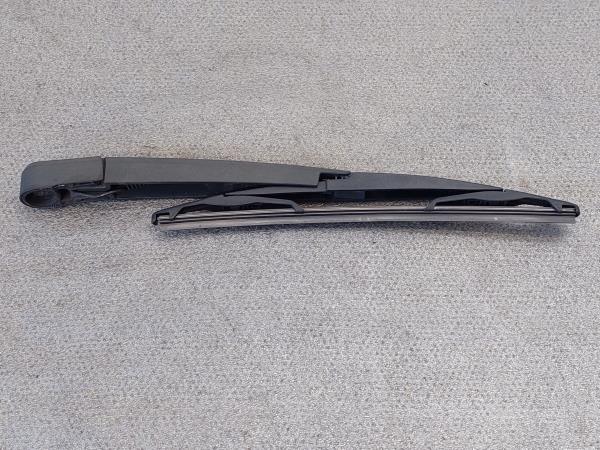 Bras / tige d'essuie-glace arrière OPEL Astra J Sports Tourer