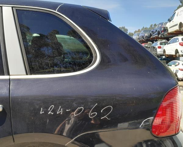 Painel trás direito PORSCHE Cayenne (9PA)