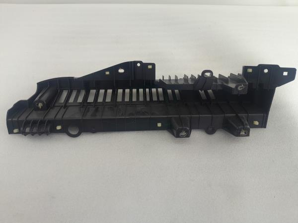 Plástico genérico BMW X6 (E71, E72) Imagem-1