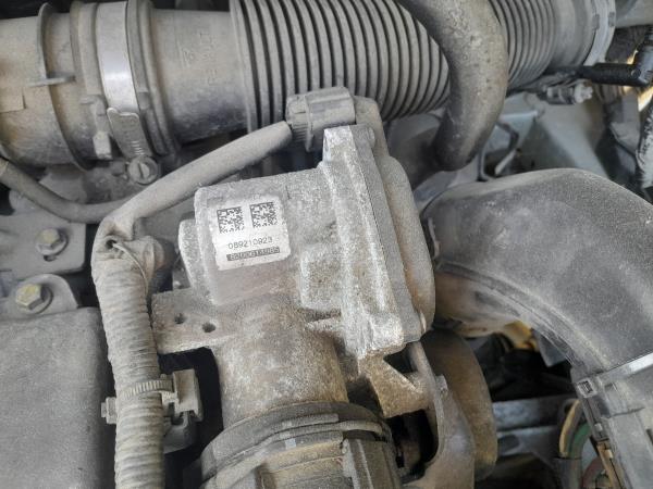 Corpo farfallato NISSAN NV200 Furgão/Combi (M20)