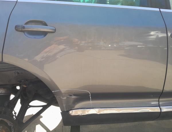 Porta trás direita VOLKSWAGEN Touareg (7L)