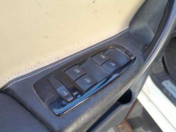 Comando / interruttore alzacristallo anteriore sinistro RENAULT Koleos I (HY_)