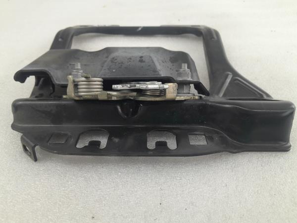 Fechadura / fecho capot PEUGEOT 208 Imagem-1