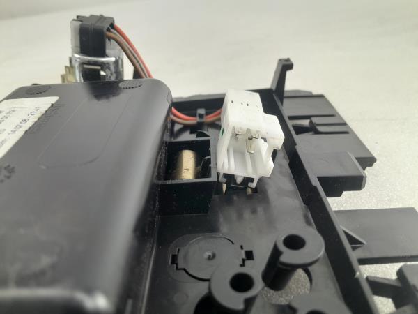 Ashtray MERCEDES-BENZ Classe C (W204) Imagem-3