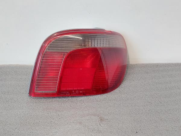Farolim direito TOYOTA Yaris (_P1_)