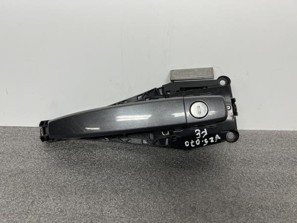 Poignée de porte avant gauche OPEL Astra J Sports Tourer