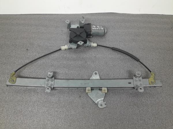 Elevador vidros frente direito NISSAN Almera I Hatchback (N15) Imagem-1