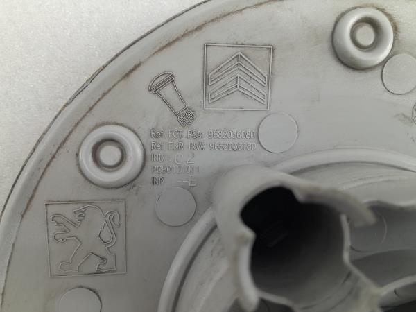 Tampo de jante PEUGEOT Partner II Imagem-2