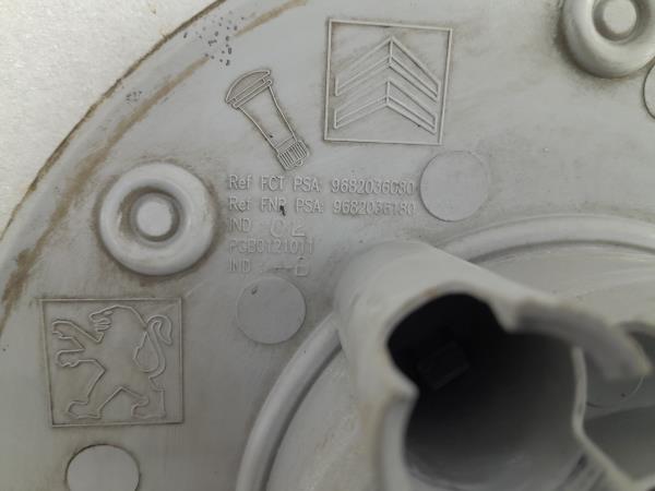 Tampo de jante PEUGEOT Partner II Imagem-2