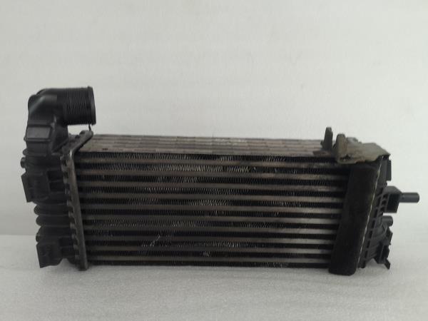 Radiador do intercooler FORD Focus III Carrinha Imagem-1 Radiador do intercooler FORD Focus III Carrinha Imagem-1