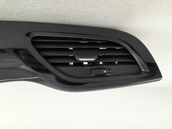 Friso / Frisos OPEL Corsa E Imagem-1 Friso / Frisos OPEL Corsa E Imagem-1