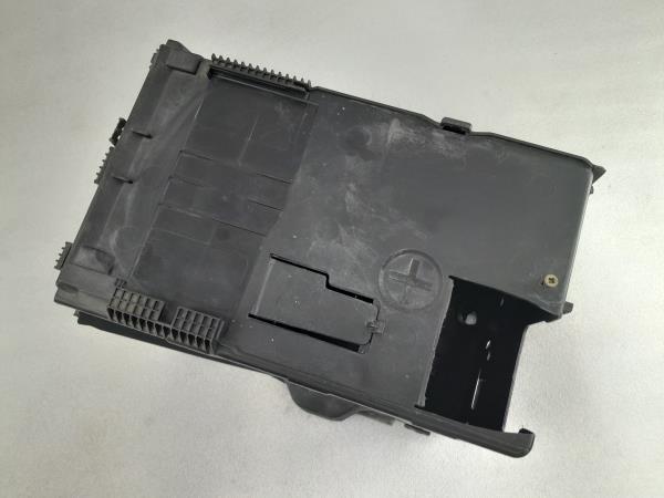 Base / caixa da bateria PEUGEOT Partner II Imagem-1
