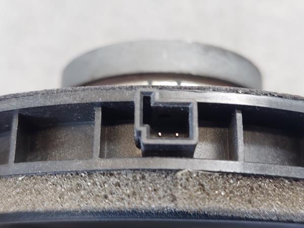 Colonne de son BMW 2 Gran Tourer (F46) Imagem-3