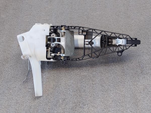 Poignée de porte avant gauche BMW 2 Gran Tourer (F46) Imagem-2