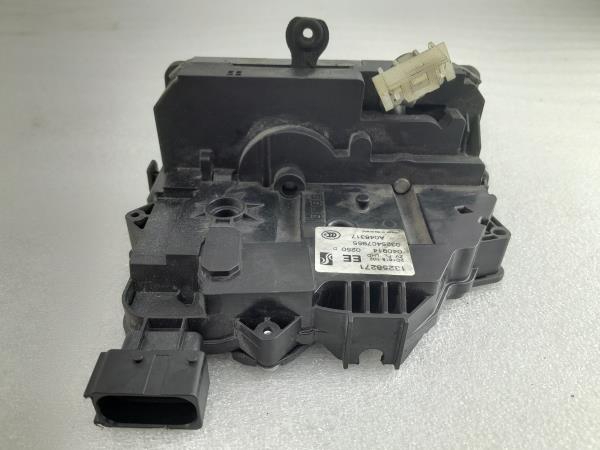 Fechadura / fecho porta frente esquerdo OPEL Corsa D Van