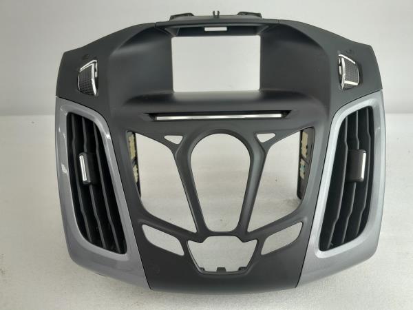 Moldura da consola central / rádio / aro FORD Focus III