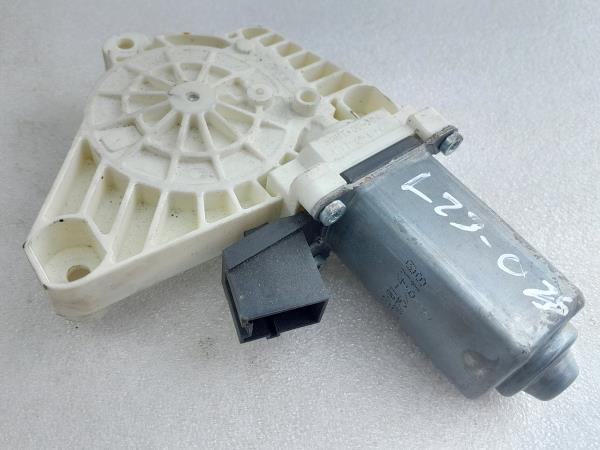 Motore alzacristallo posteriore destro MERCEDES-BENZ Classe B (W245) Imagem-2