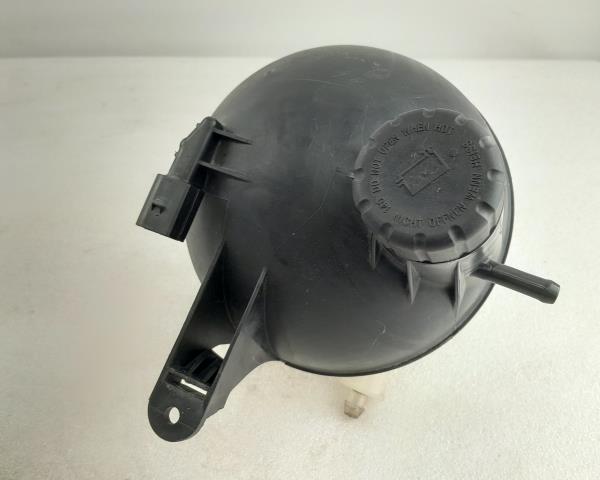 Reservatório / depósito da água / líquido de refrigeração MERCEDES-BENZ Classe B (W245)