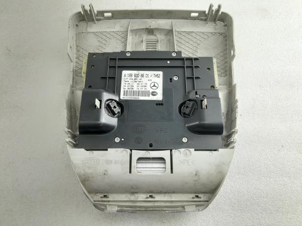 Plafoniera anteriore MERCEDES-BENZ Classe B (W245) Imagem-1