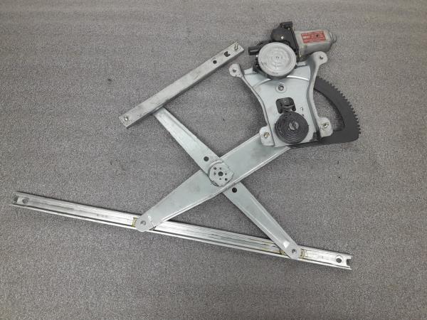 Elevador vidros frente direito DAEWOO Kalos (KLAS) Imagem-1