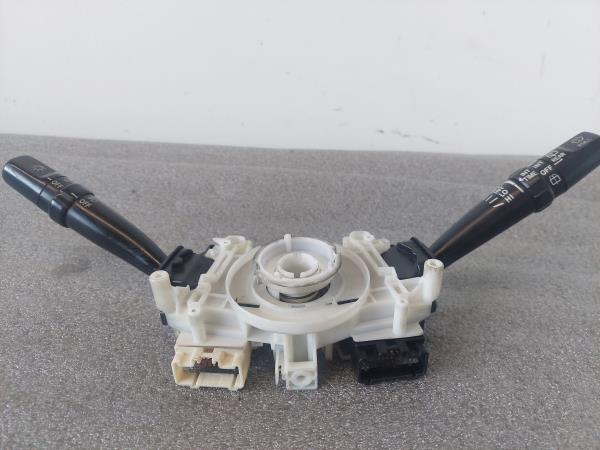 Conjunto / manetes de luzes e limpa vidros TOYOTA HiAce IV (LXH1_, RZH1_, LH1_)