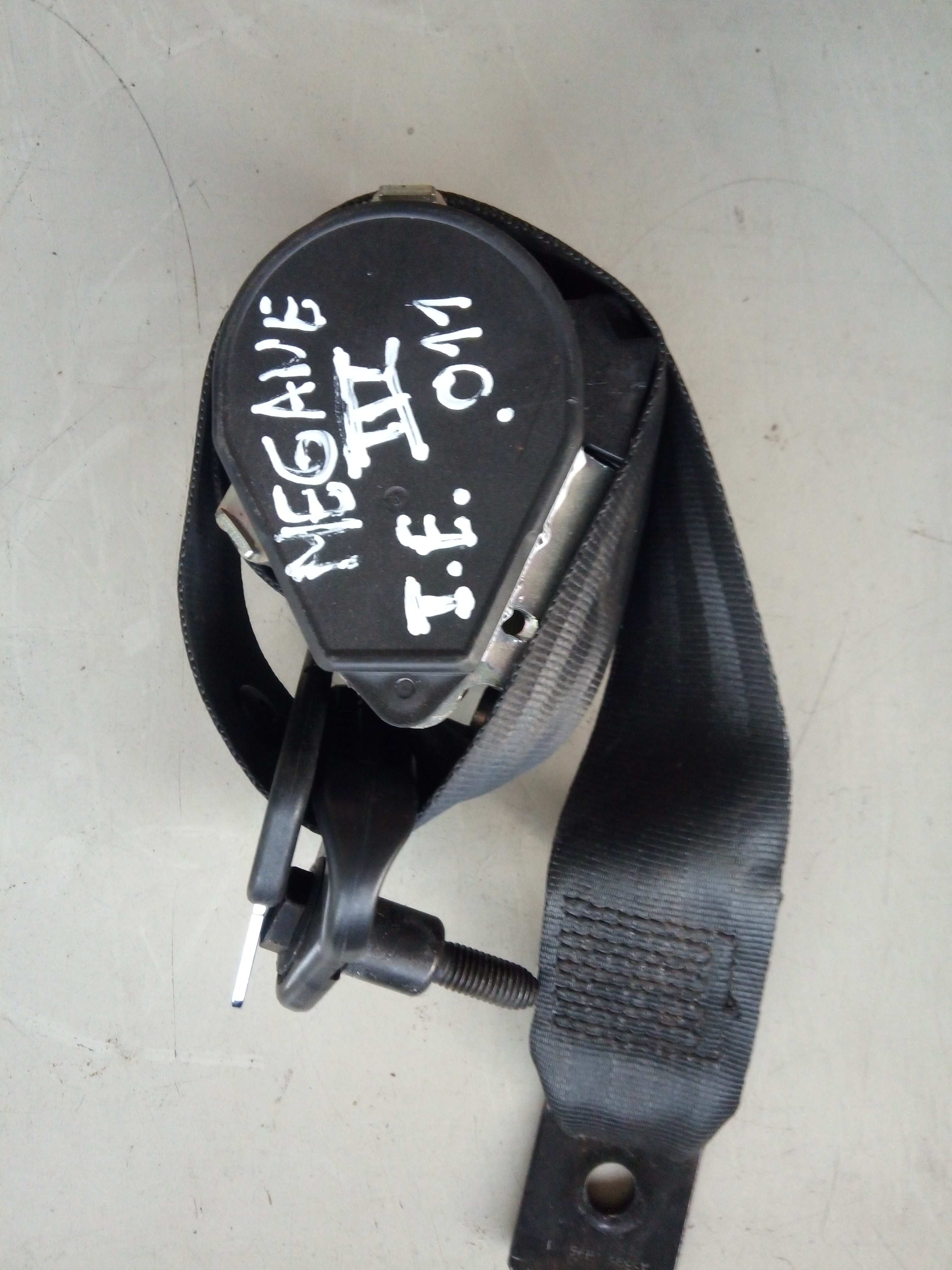 Left rear seatbelt RENAULT Megane III (BZ0_)