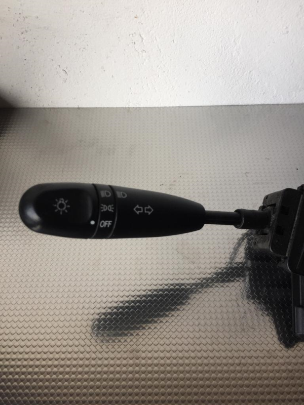 Conjunto / manetes de luzes e limpa vidros DAEWOO Kalos (KLAS)