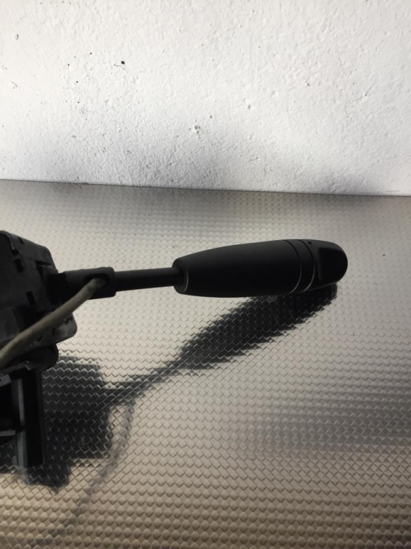 Conjunto / manetes de luzes e limpa vidros DAEWOO Kalos (KLAS) Imagem-1