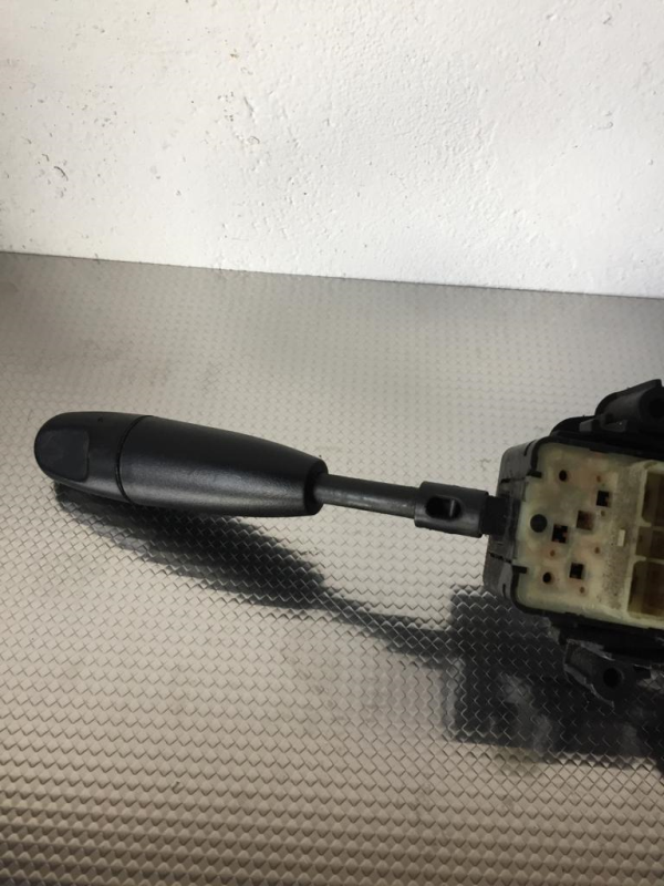 Conjunto / manetes de luzes e limpa vidros DAEWOO Kalos (KLAS) Imagem-1