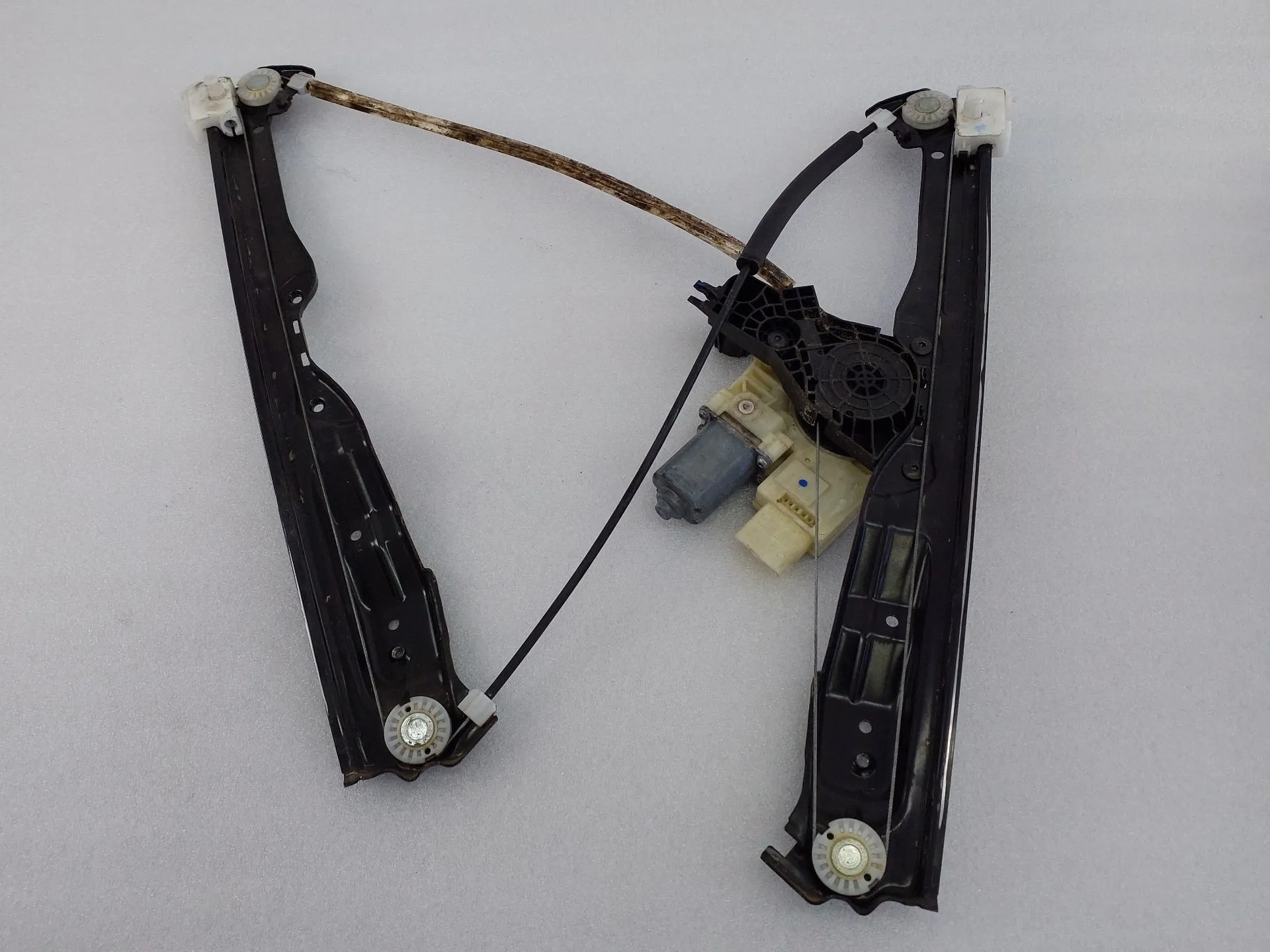 Elevador vidros frente direito PEUGEOT 308 SW II Imagem-1