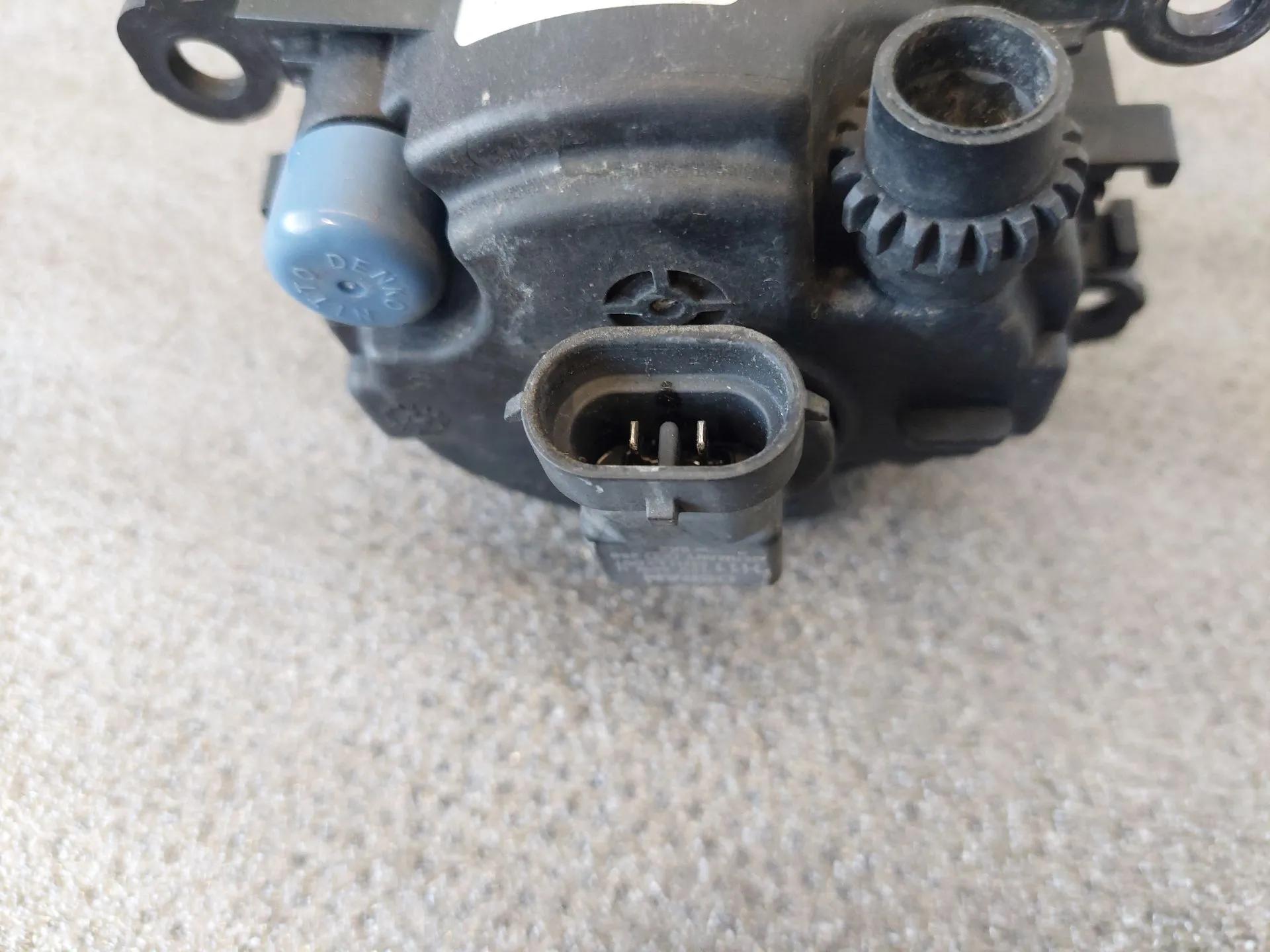 Feu antibrouillard Avant Droite DACIA Duster (HS_) Imagem-4