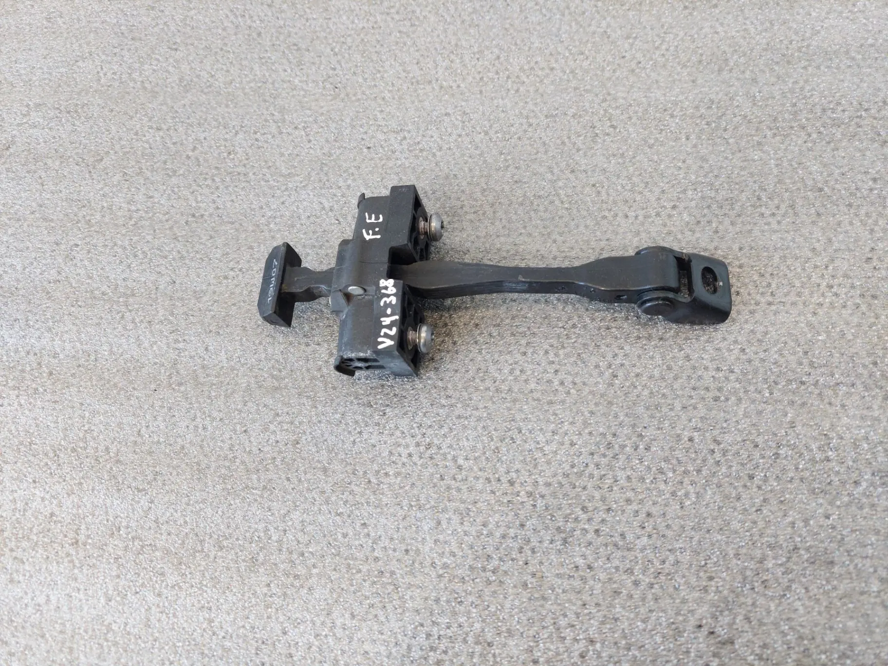 Limiteur de porte Avant Gauche BMW 2 Gran Tourer (F46) Imagem-1