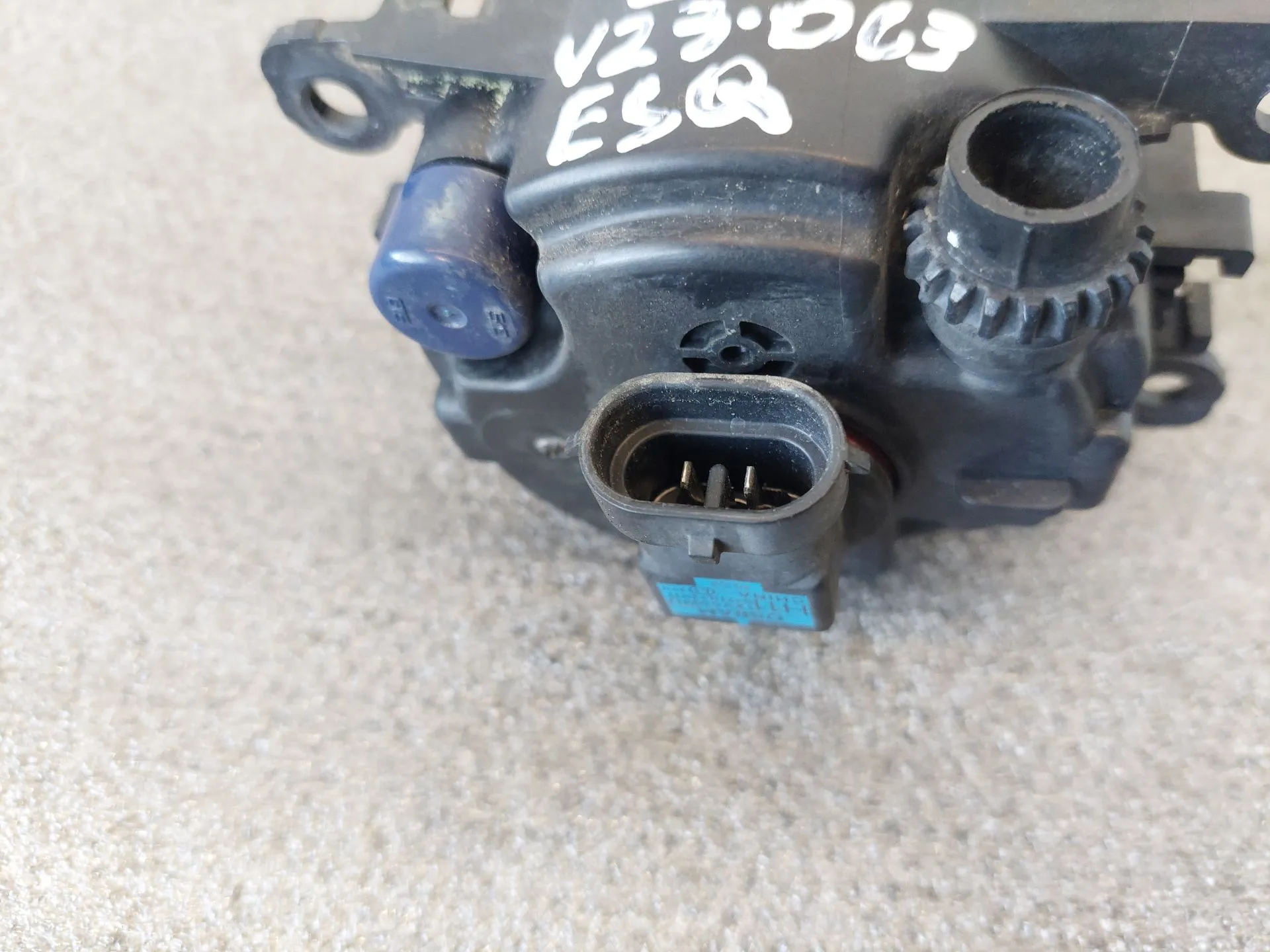 Feu antibrouillard Avant Gauche DACIA Duster (HS_) Imagem-4